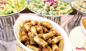 nha-hang-buffet-co-noi-khach-san-bong-sen-4