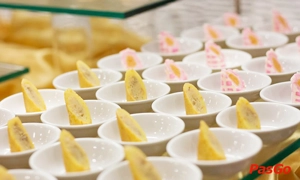 nha-hang-buffet-de-nhat-18-hoang-viet-21a