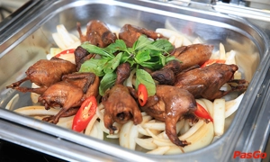 nha-hang-buffet-ganh-khach-san-palace-sai-gon-5
