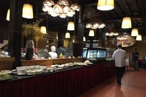 nha-hang-buffet-huong-rung-nguyen-trai-anh-nho-aq