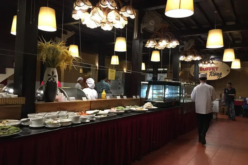 nha-hang-buffet-huong-rung-nguyen-trai-anh-nho-aq
