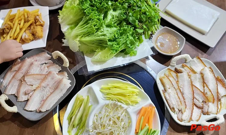 Nhà hàng Buffet Lẩu 99 Vũ Phạm Hàm bữa tiệc buffet lẩu ngon, giá hợp lý 5