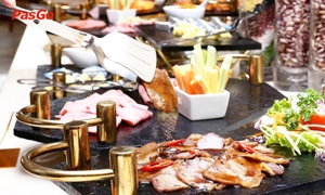 buffet-sen-viet-684-minh-khai-khong-gian-1