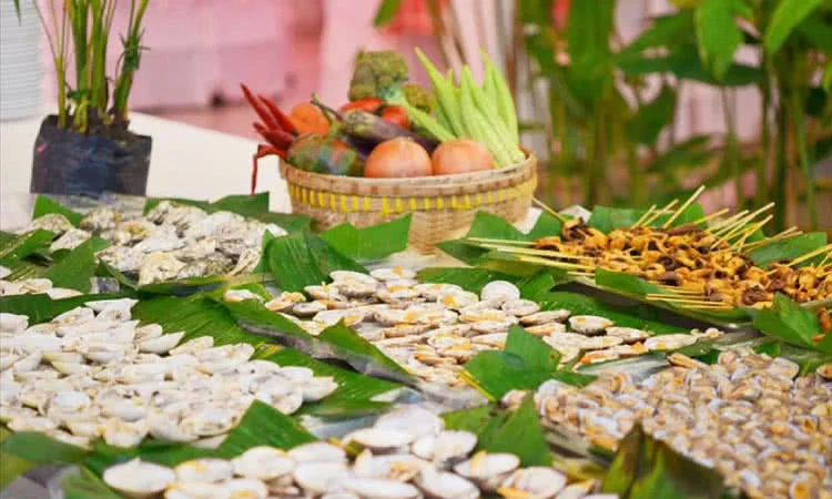 nha-hang-buffet-tan-hoa-cau-149-le-van-luong-quan-1