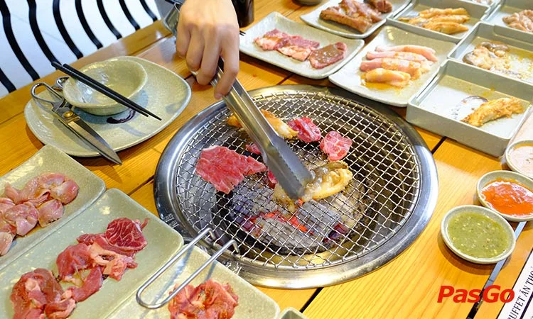 nha-hang-cheep-eats-buffet-lau-nuong-hai-san-machinco-tran-phu-1
