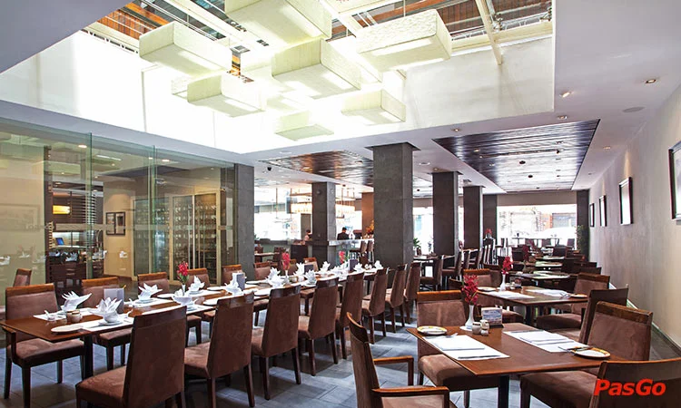 nha-hang-corso-steakhouse-le-thanh-ton-9