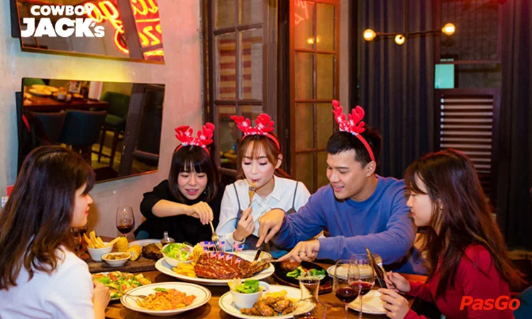 nha-hang-cowboy-jacks-trang-thi-1