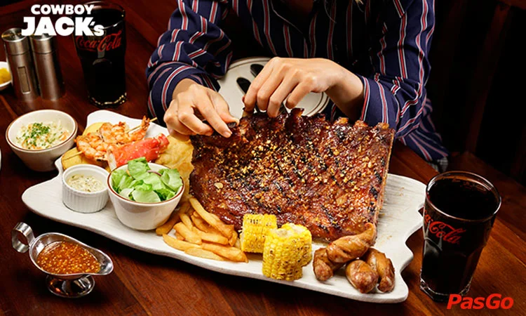nha-hang-cowboy-jacks-vincom-nguyen-chi-thanh-5