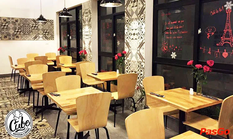 nha-hang-cube-beefsteak-&-drinks-xa-dan-8
