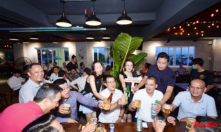 Nhà hàng DaBee Rooftop Nguyễn Duy Dương 4