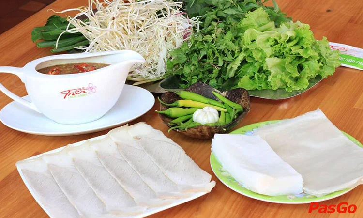 nha-hang-dac-san-tran-nguyen-van-linh-1
