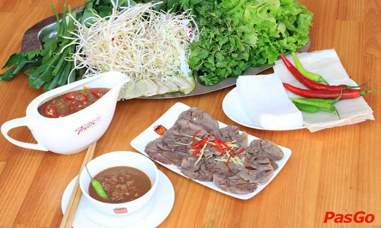 nha-hang-dac-san-tran-nguyen-van-linh-2