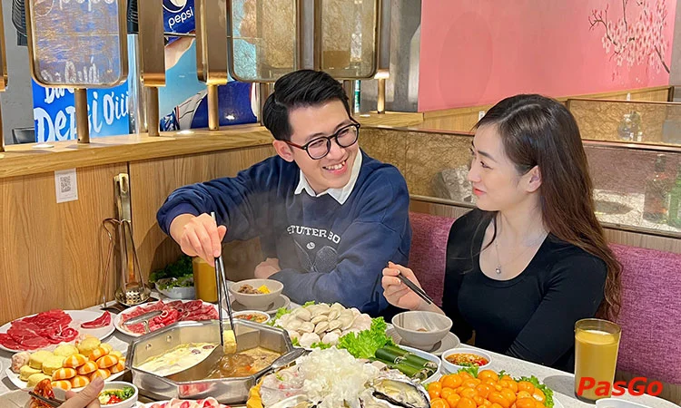Nhà hàng Dao Hua Taiwanese Hotpot ParadiseTrung Kính Buffet Lẩu Băng Chuyền Đài Loan 9