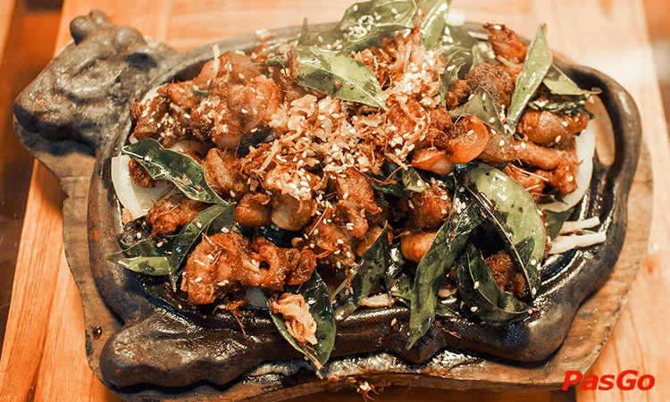 nha-hang-de-nui-ha-giang-tho-thap-cau-giay-3
