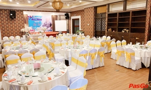 nha-hang-den-long-do-hoang-van-thu-nha-trang-1