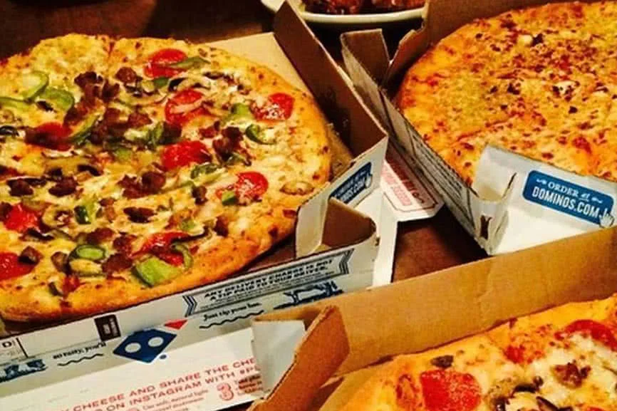 nha-hang-domino-s-pizza-cong-hoa-2a