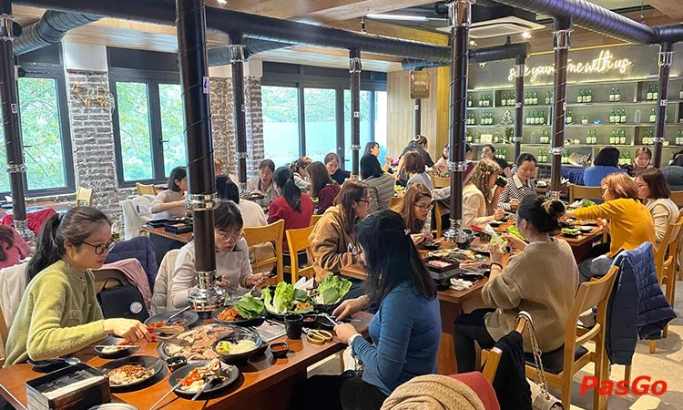 Nhà hàng Dong Gogi Gobchang Hàm Nghi chuyên Lòng nướng Hàn Quốc 9