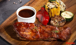 nha-hang-downtown-steakhouse-hoa-mai-2