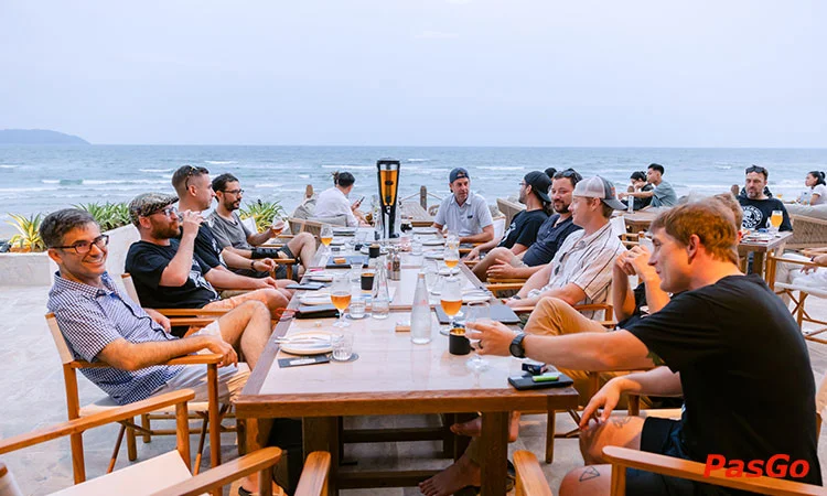 East West Brewing Võ Nguyên Giáp Bia thủ công & món Á-Âu đặc sắc 11