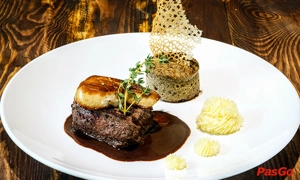nha-hang-emms-french-bistro-do-quang-1