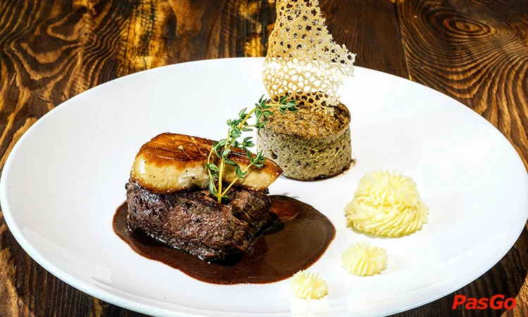 nha-hang-emms-french-bistro-do-quang-1