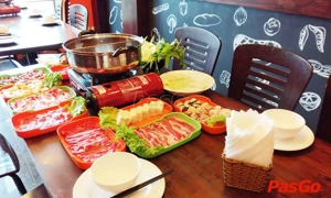 nha-hang-family-steak-house-van-cao-slide-1