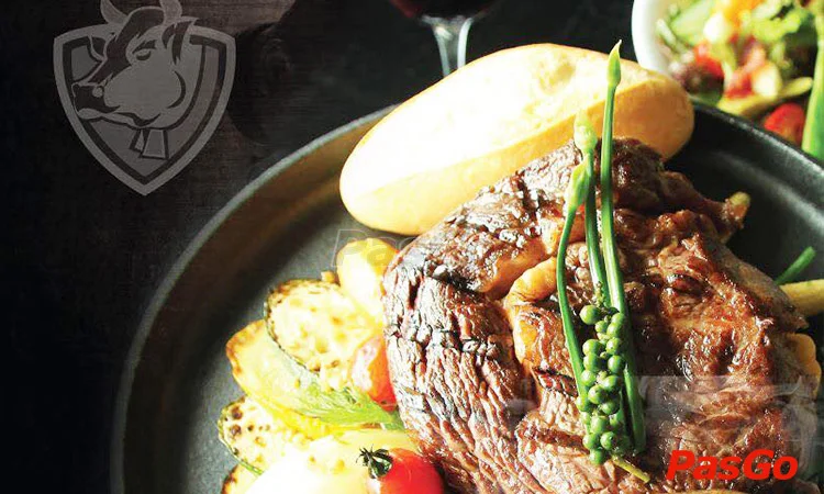 nha-hang-family-steak-house-van-cao-slide-9