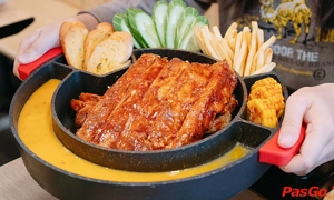 nha-hang-food-house-to-hieu-4