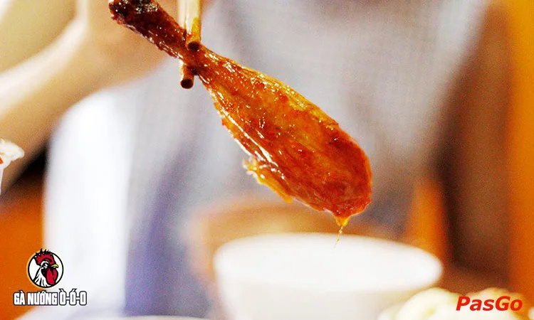 nha-hang-ga-nuong-o-o-o-quang-trung-slide-1