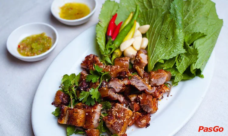 nha-hang-gia-khanh-le-thanh-nghi-1