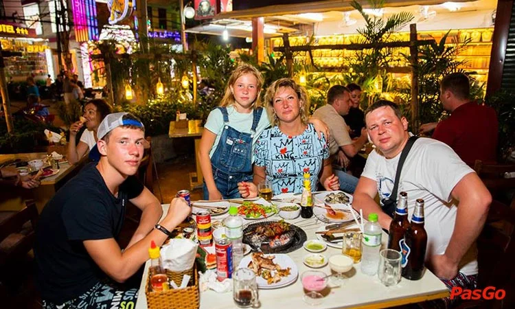 nha-hang-grill-garden-3-21-biet-thu-nha-trang-7