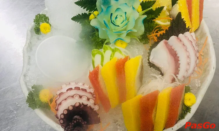 Nhà hàng Hải Sản Cua Xanh KĐT Nam Trung Yên chuyên hải sản tươi sống 5