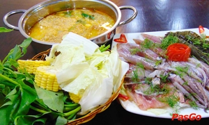 nha-hang-hai-san-gia-dinh-nguyen-van-loc-slide-1