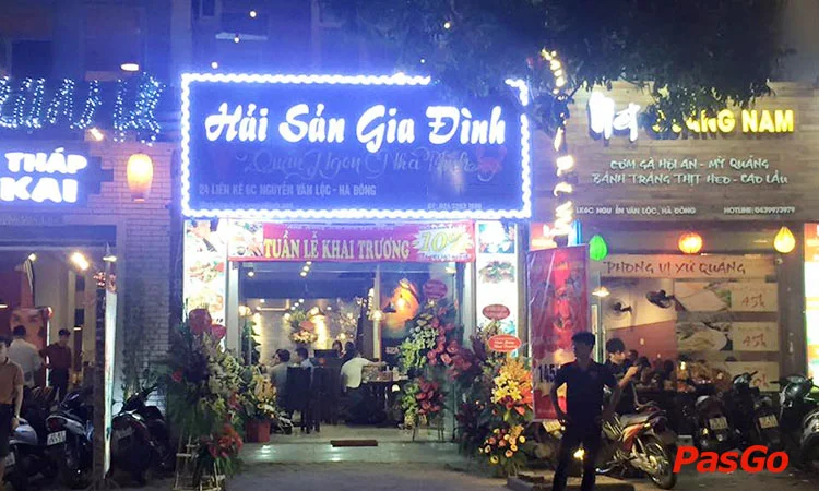 nha-hang-hai-san-gia-dinh-nguyen-van-loc-slide-9