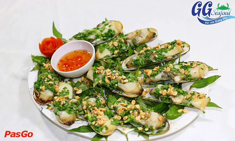 nha-hang-hai-san-giang-ghe-truong-chinh-8