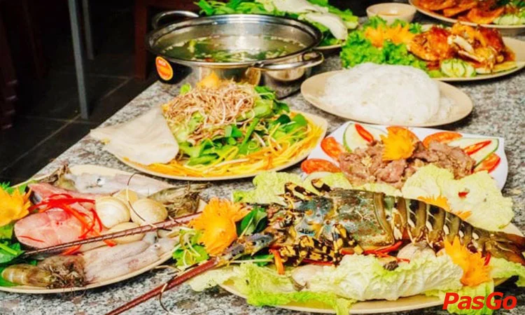 nha-hang-hai-san-thoi-co-vo-nguyen-giap-9