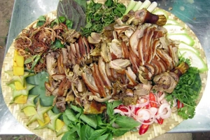 nha-hang-hai-yen-tre-bai-da-khong-gian-3