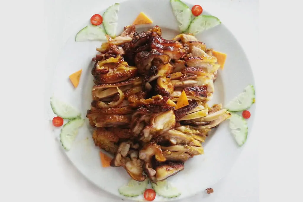 nha-hang-hai-yen-tre-bai-da-mon-an-5