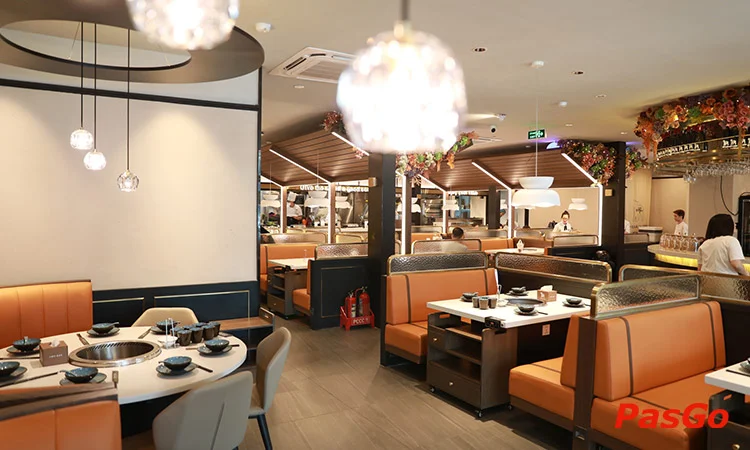 Nhà hàng Happy Lamb Hotpot Restaurant Trần Hưng Đạo thương hiệu lẩu nổi tiếng Trung Quốc 9