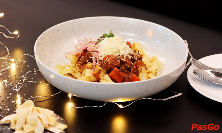 nha-hang-hem-spaghetti-nguyen-oanh-6
