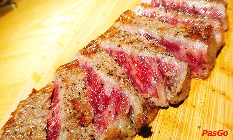 nha-hang-hibiki-bbq-nguyen-huu-canh-6