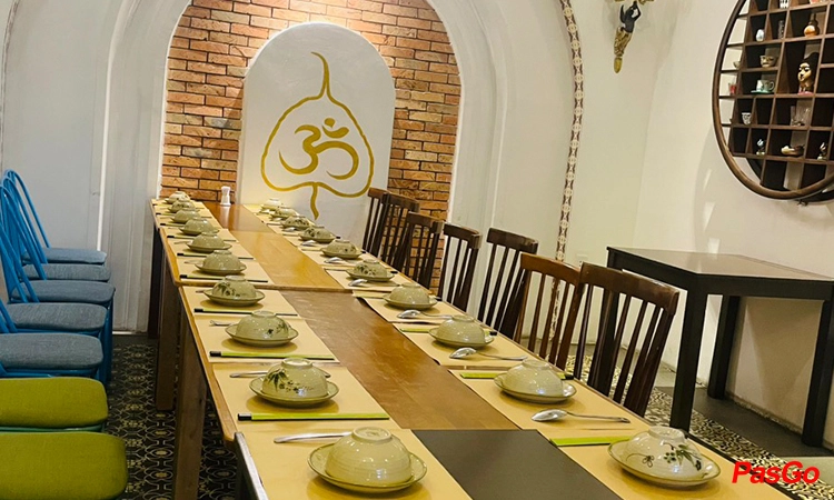 Nhà hàng Hồ Lô Gia Phạm Văn Chí 8