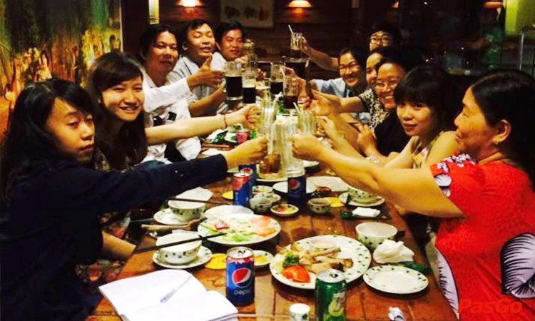 nha-hang-hoa-vien-brauhaus-nguyen-thi-minh-khai-11
