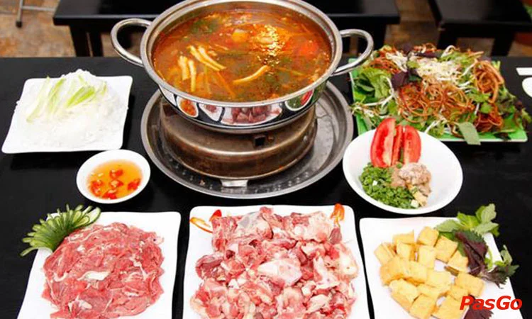 nha-hang-hoang-phat-le-van-thiem-7