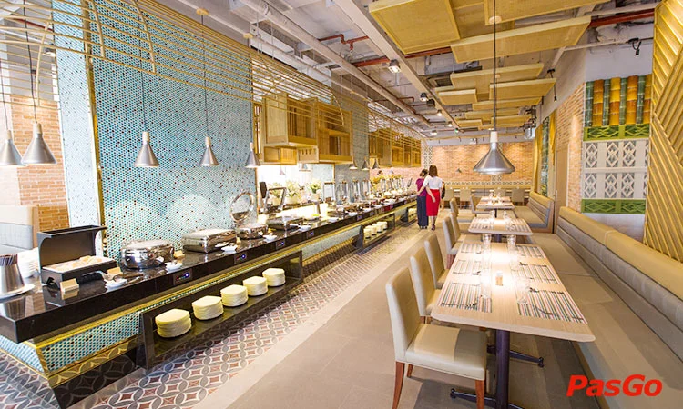 hoang-yen-buffet-van-hanh-mall-slide-11