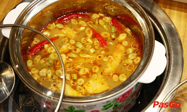 nha-hang-hongkong-town-nam-ky-khoi-nghia-7