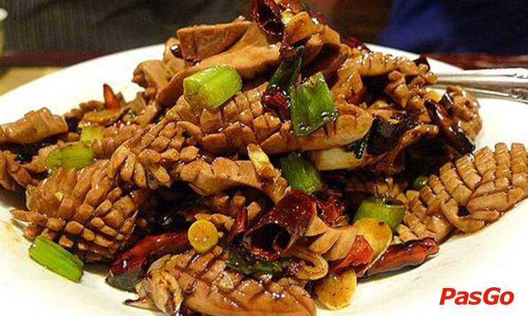 nha-hang-hua-chuong-mon-tran-bach-dang-12