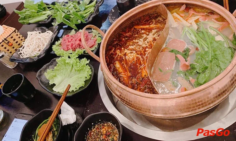nha-hang-hua-chuong-mon-tran-bach-dang-5