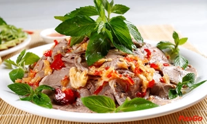 nha-hang-hue-delights-vincom-le-thanh-ton-5