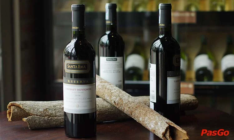 nhà hàng hầm rượu IL Vino chuyên rượu vang và món á âu 2